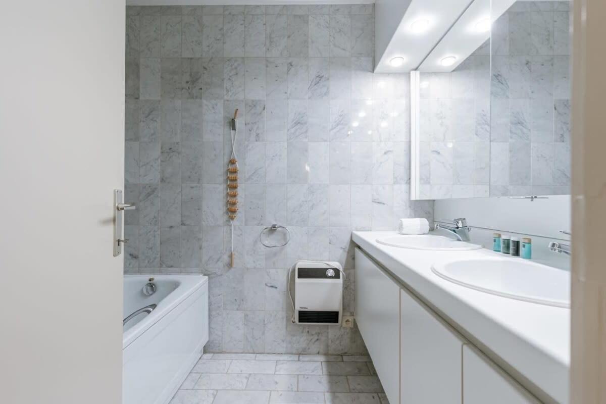 Huswell - Authentic Apartment With Terraces And Parking Knokke-Heist Dış mekan fotoğraf