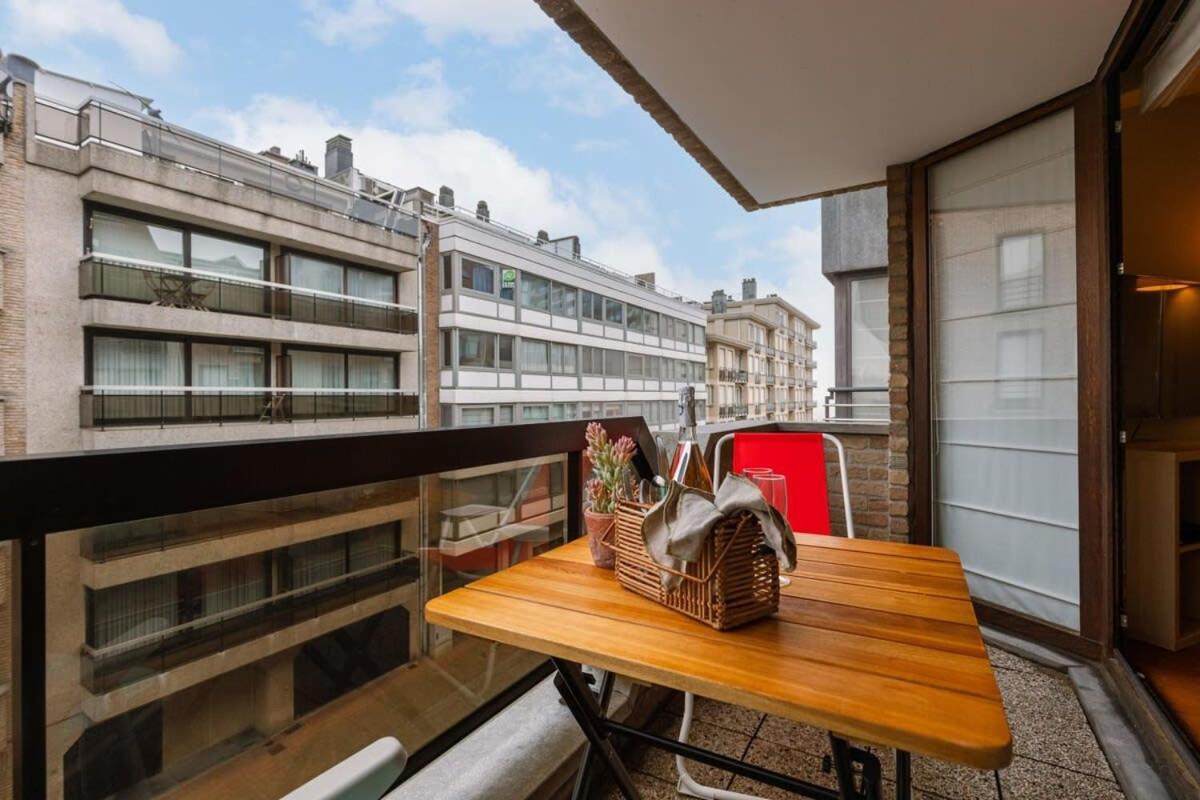 Huswell - Authentic Apartment With Terraces And Parking Knokke-Heist Dış mekan fotoğraf